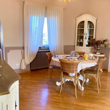 Manzoni37 Bed and Breakfast Νόβι Λίγκουρε Εξωτερικό φωτογραφία