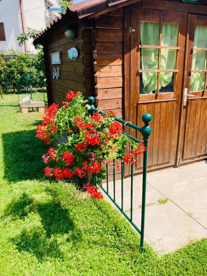 Manzoni37 Bed and Breakfast Νόβι Λίγκουρε Εξωτερικό φωτογραφία